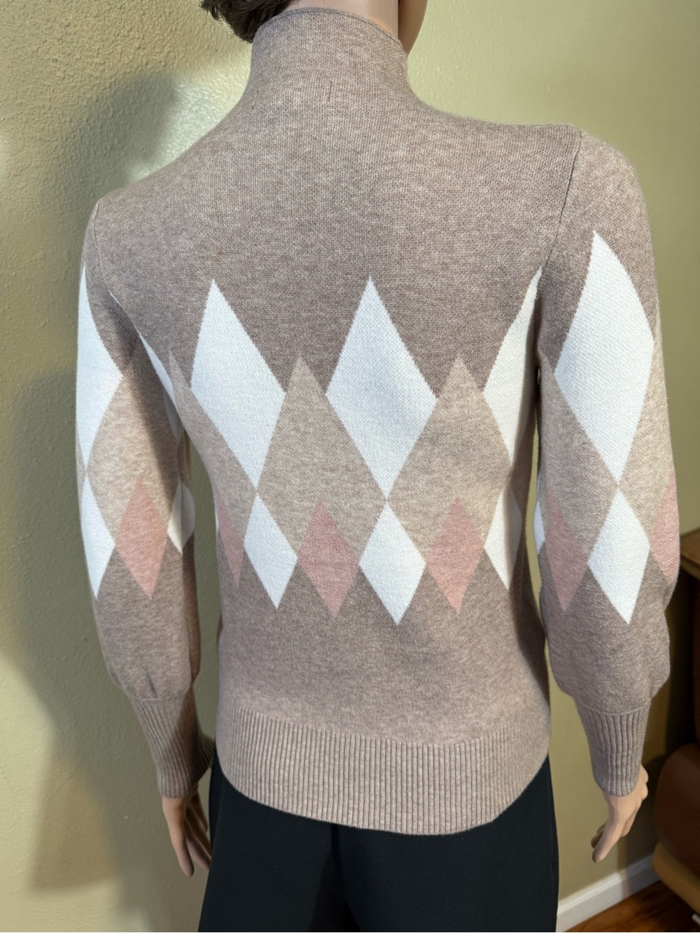 Rachel Zoe Tan & Pink Argyle Mock Neck Balloon Sleeve Sweater - Size S ( NWOT ) - Picture 5 of 11